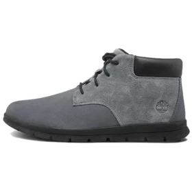 Graydon Leder-Chukka-Stiefel mit breiter Passform „Grey“