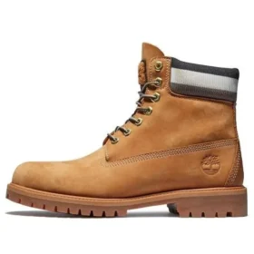 Heritage 6-Inch Boot „Weizenfarbenes Nubukleder mit Schwarz“ Heritage 6-Inch Boot „Weizenfarbenes Nubukleder mit Schwarz“