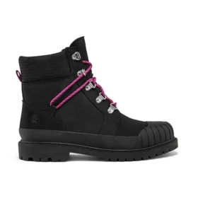 Holiday Luxe Wasserdichter Stiefel „Schwarz Nubuck“