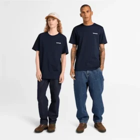 T-Shirts mit Logo auf Vorder- und Rückseite
